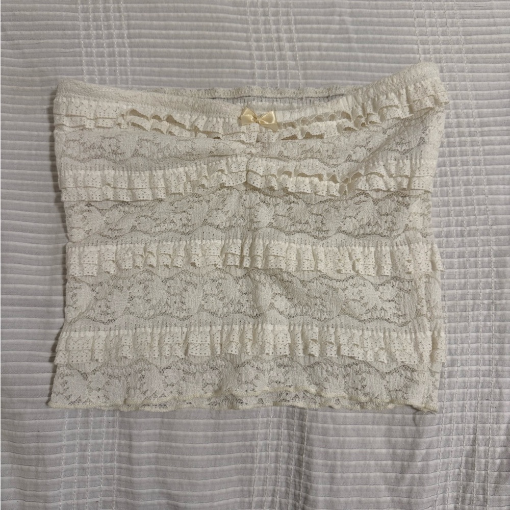 SHEIN Cream Lace Mini Skirt